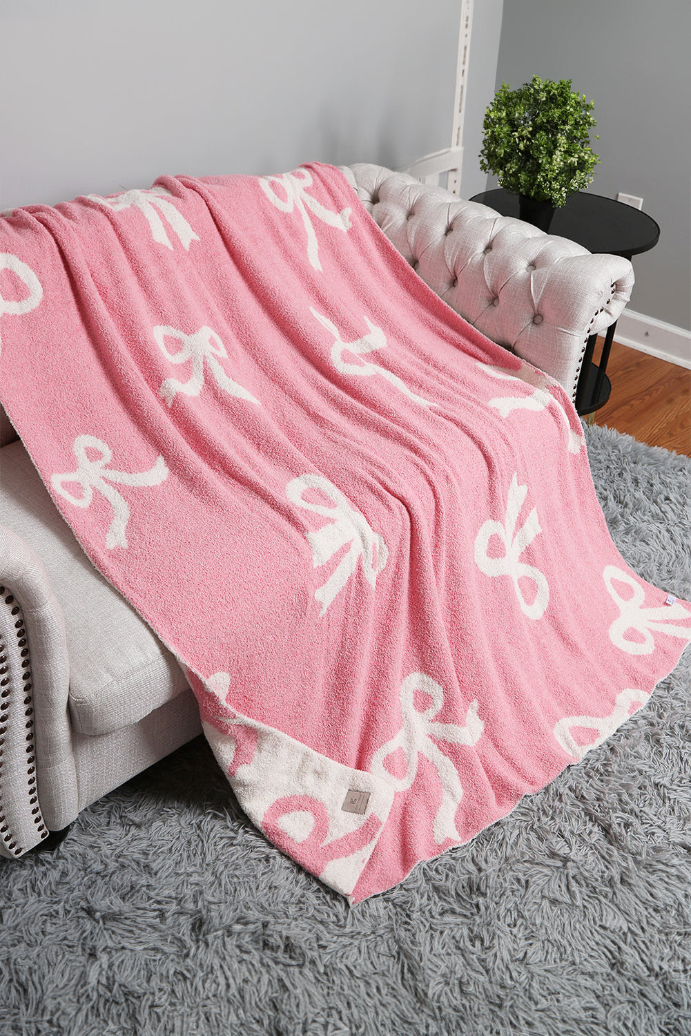 Pink Bow Cozy Blanket