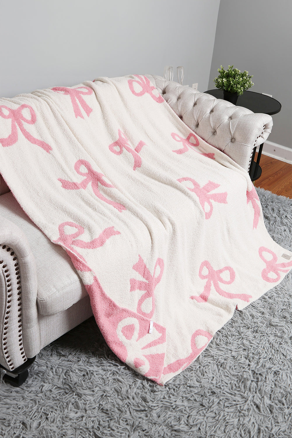 Pink Bow Cozy Blanket